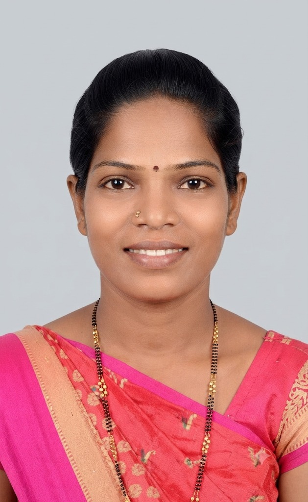 Rekha Santosh Gadekar - Full time Cleaner and Baby Sitter in Turbhe in Mumbai
